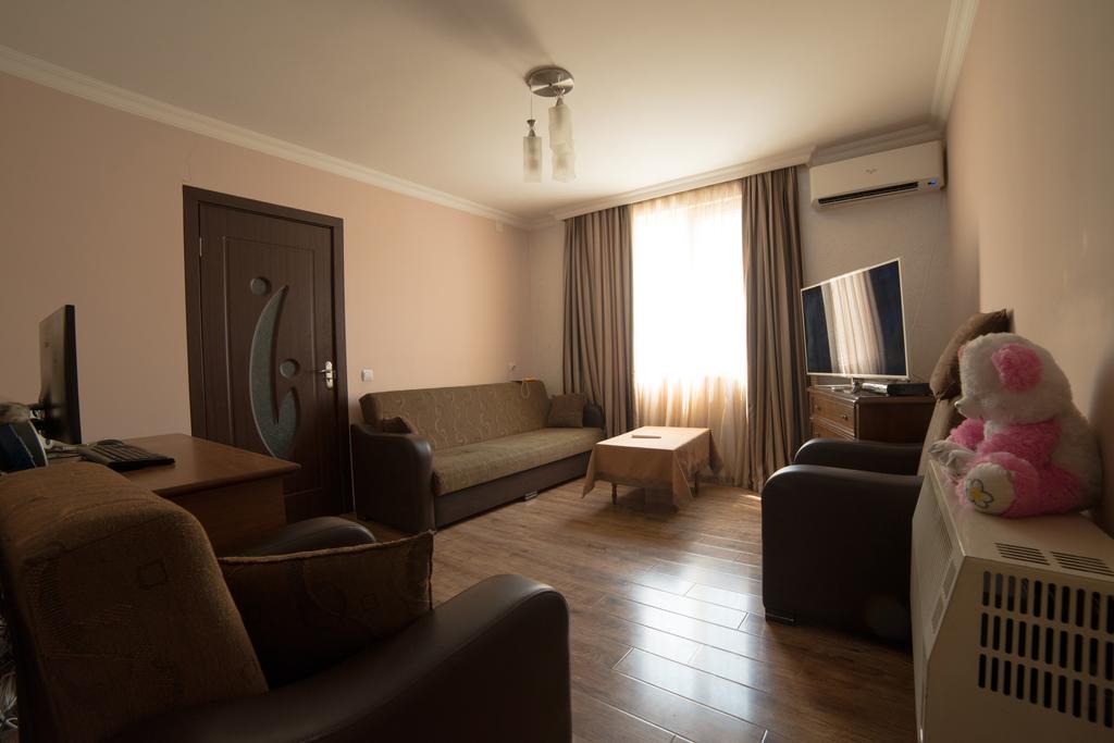 Angisa Apartment Batum Dış mekan fotoğraf