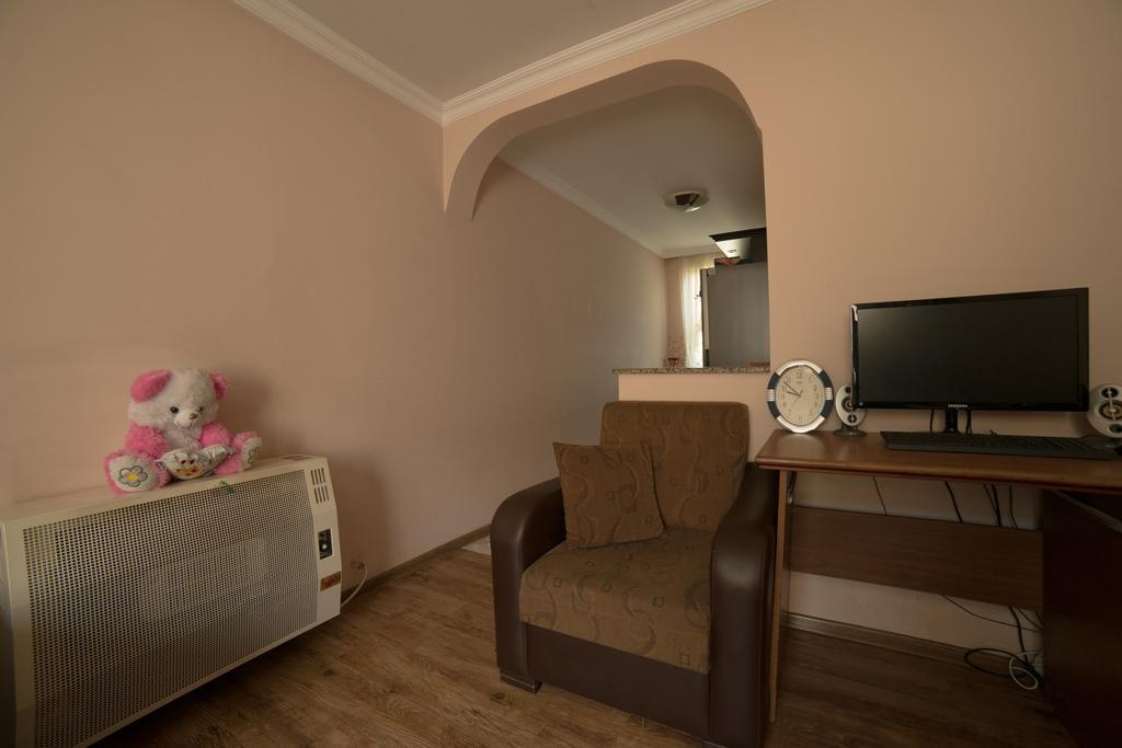 Angisa Apartment Batum Dış mekan fotoğraf